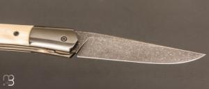  Couteau  " Sacre " de collection par Yorick Stoupy - Ivoire de phacochère et 14c28N