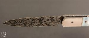    Couteau " Yssingeaux " par Tim Bernard - Nacre et damas mosaïque