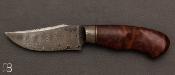 Couteau " Petit Hunter " semi intégral par Adam DesRosiers - Orme champêtre et damas