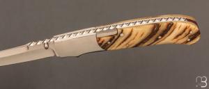    Couteau " side-lock  " custom par W.D. Pease - Corne de bélier
