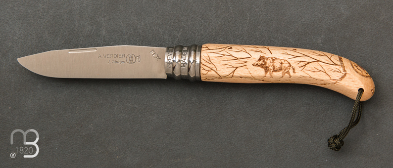 Couteau de poche Alpage Chasse gravure Sanglier