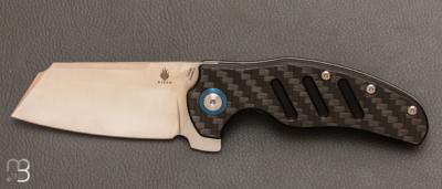 Couteau "   C01C XL    " de Kizer design Sheepdog Knives - 154CM et fibre de carbone