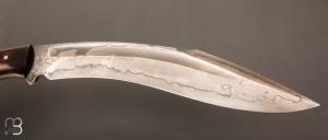    Couteau " Kukri " par Milan Mozolic - Bois de fer et W5