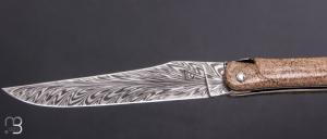   Couteau " Laguiole 12cm " custom par Rozelier Fabien- Ty Coutelier - Os de dinosaure et damas plume