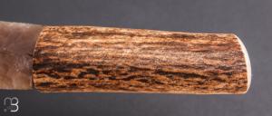Couteau " Silex blond et bois de cerf " par Kévin Chartier