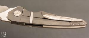     Couteau custom par Bouvier Knives - Bertrand Maxime - Titane / Cristal-Ti et RWL34