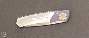    Couteau " custom par Howard Hitchmough - Nacre et lame en RWL34