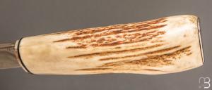    Couteau droit par Henri VIALLON - Bois de cerf et damas