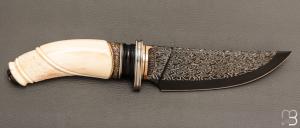    Couteau " droit custom " de Benoit Maguin - Damas de J.P Sire et Ivoire de phacochère