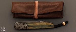   Couteau   "  Custom flipper " ivoire de mammouth et RWL34 par Florian Keller
