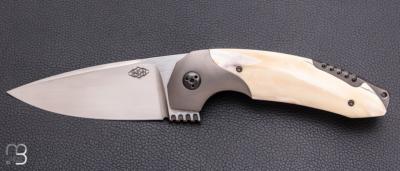     Couteau " Maximus " custom par Thierry Savidan - Ivoire de phacochère