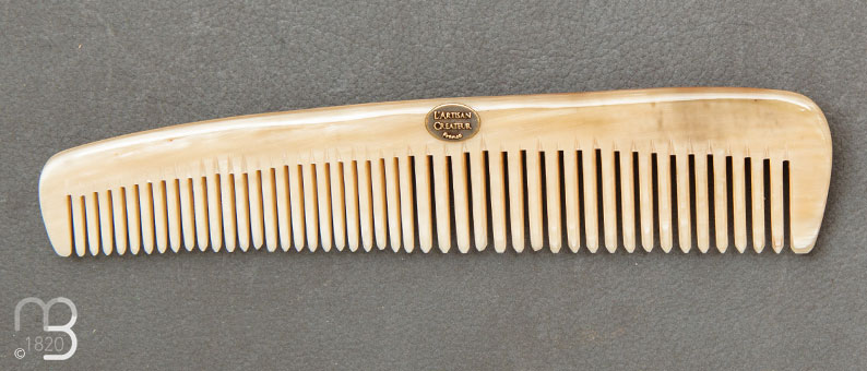 Le Parisien horn comb