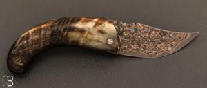 Couteau " Berger " pliant par José Viale - Lame Damas cuivre et corne de bélier