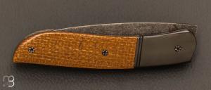    Couteau  "  Gyr " front flipper custom par Tim Bernard - Micarta  et Zirconium