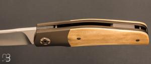    Couteau " SHUT " par Thierry Savidan - Ivoire de mammouth et RWL34