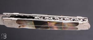    Couteau " Toni " liner-lock custom par Koji Hara - Nacre noire