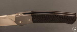   Couteau " custom " liner-lock par Emmanuel Lebrun - Carbone/Titane et lame en RWL34