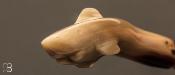 Couteau le grand Capucin corne blonde sculpture "Requin" par Cognet