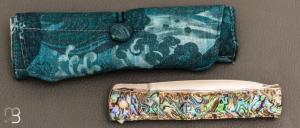    " Dague " custom par Koji Hara - Abalone et lame en Cowry-Y