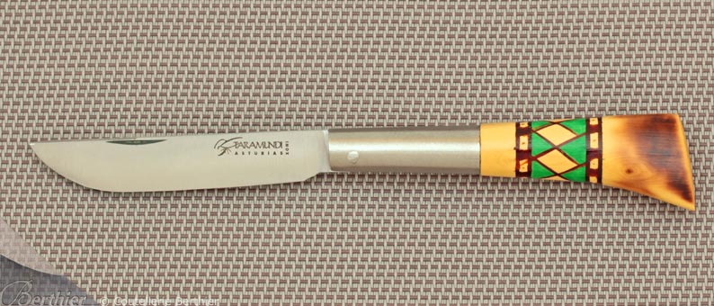 Couteau pliant Taramundi manche décoré motif diamant vert ref.049V2