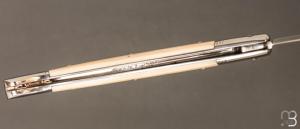  Couteau " Laguiole " par Erwann Aubriet - Ivoire de mammouth