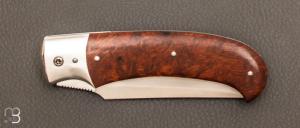 Couteau   "   Le Sturdily  " loupe de bois de fer et lame en N690Co par Claude Giraud