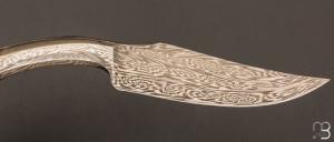   Couteau " Monolithic " damas par Oliver Goldschmidt