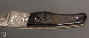   Couteau " Pièce unique " par Alain & Joris Chomilier - Damas carbone de Baker Forge et corne de buffle