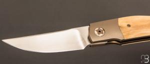    Couteau " SHUT " par Thierry Savidan - Ivoire de mammouth et RWL34