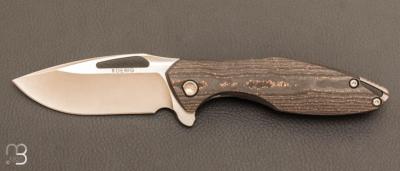 Couteau  "  Arius Marble Copper Dust CF par Koenig Knives 