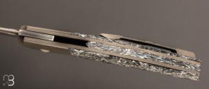    Couteau " Back flipper " custom par Florian Dreyer FD-Knives - Fibre de carbone et RWL34
