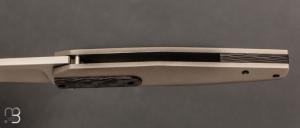   Couteau " Frame lock " custom par Samuel Jugieau - Titane/Carbone et lame en RWL34