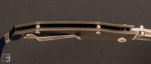 Couteau " OFFICIAL SWISS BORDER GUARD TITANIUM " par Klotzli  -  Dietmar Pohl Design