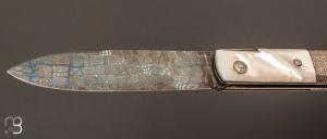 Couteau " Robespierre " nacre et damas de Robert Beillonnet