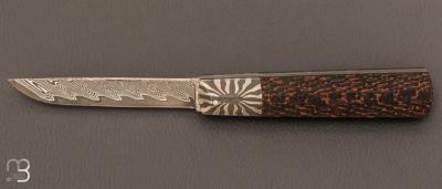 Couteau " Slipjoint " custom par Eric Depeyre - Fibre de carbone et lame damas japonais