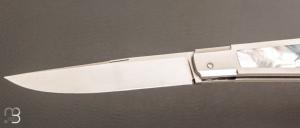     Couteau " custom " par Vincent Lafaye - Nacre blanche et RWL34