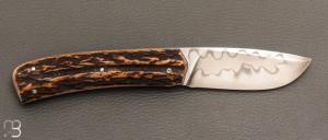  Couteau " Slipjoint " custom par Guy Poggetti - bois de cerf et lame en C130