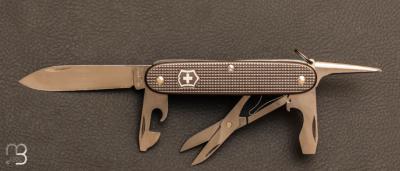  Couteau suisse Victorinox Pioneer X Alox dition Limite 2022 - Gris Tonnerre - 0.8231.L22