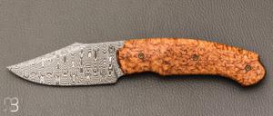   Couteau " Front flipper " par Fabrice Delbart - Forge Celtique - Bouleau de carélie et Damas W