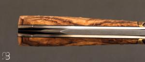 Couteau   "   Jackdaw  " pliant custom Loupe d'olivier et damas par Nicolas Weber