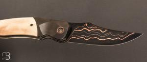    Couteau  "  Sirius B  " par Florian Keller -  Ivoire de phacochère et Suminagashi