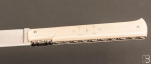 Couteau  " Yssingeaux " d'exception par Pascal et Isabelle Graveline - Mammouth clouté d'or et RWL34