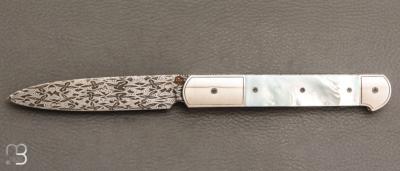    Couteau " Yssingeaux " par Tim Bernard - Nacre et damas mosaïque