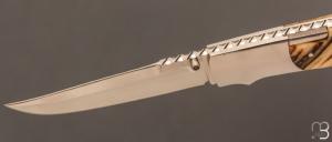    Couteau " side-lock  " custom par W.D. Pease - Corne de bélier