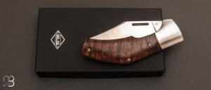 Couteau  " SuperBad " custom - Gidgee et RWL34 par Franck Souville