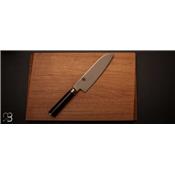 Couteau de cuisine Santoku 165 mm par Kai + planche en chêne