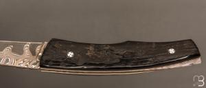   Couteau " Pièce unique " par Alain & Joris Chomilier - Damas carbone de Baker Forge et Corne de Gnou
