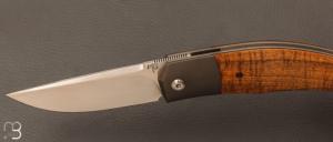   Couteau  "  Xou " custom par Maxime Belzunce - Tamarin ondé et lame en RWL34