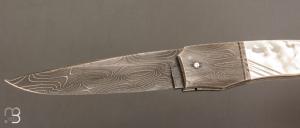    Couteau  " liner-lock custom " par Alain & Joris Chomilier - Nacre et damas de Chad Nichols