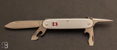 Couteau suisse Victorinox Pioneer 0.8201.26